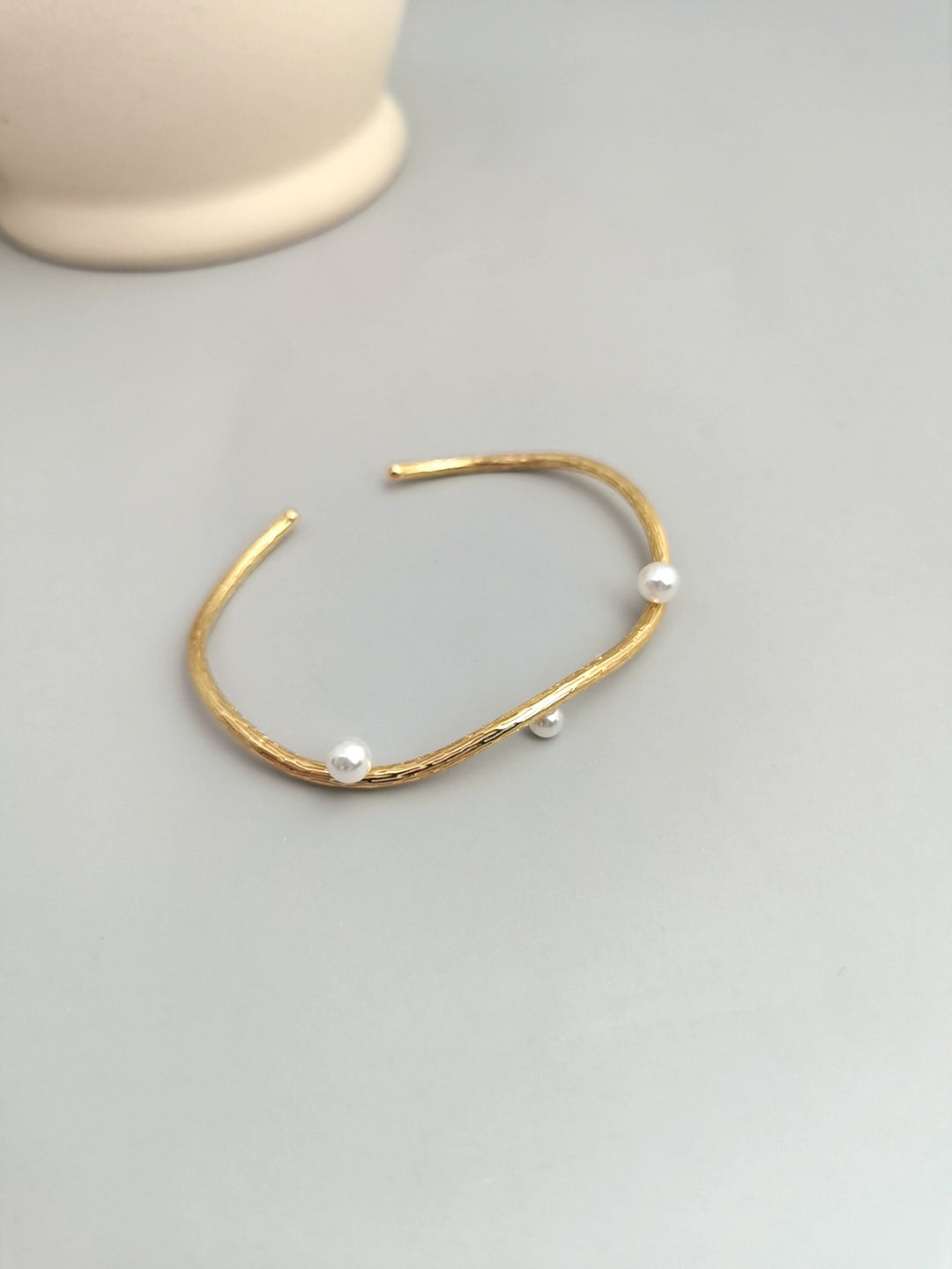 Luce Cuff