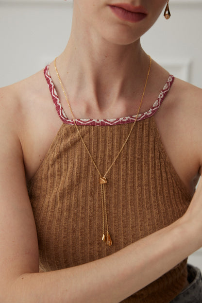 Forma Lariat Necklace