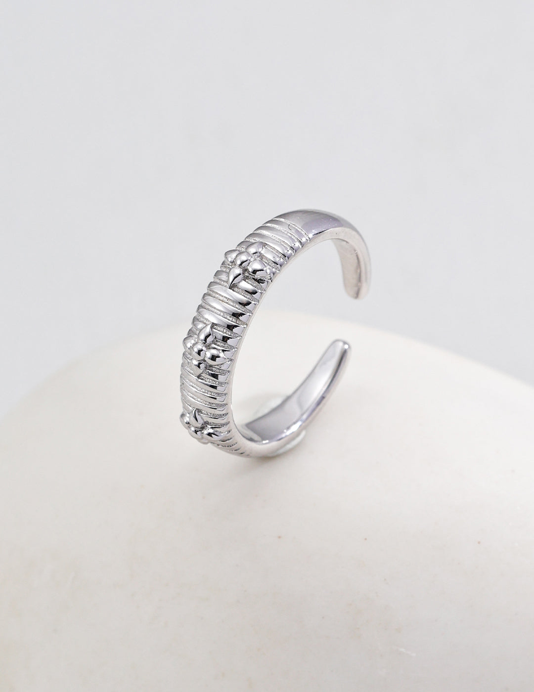 Fiore Inciso Ring
