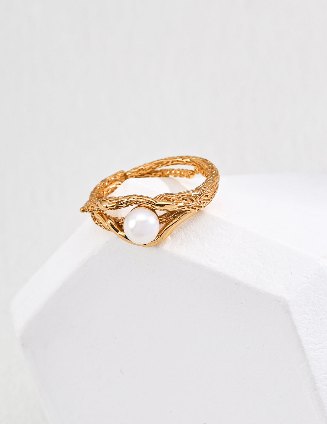 Perla Intrecciata Ring