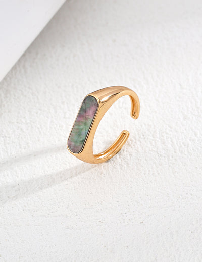 Nuvia Ring