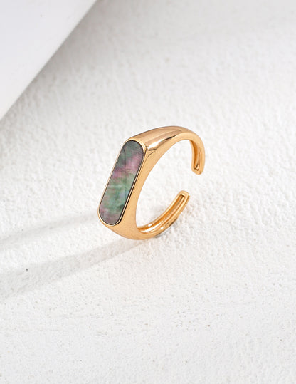 Nuvia Ring