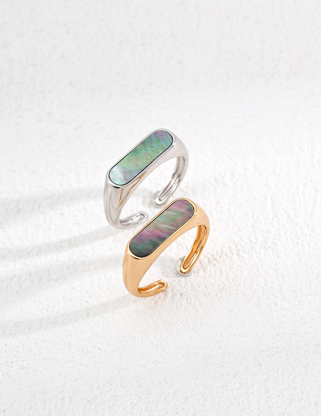 Nuvia Ring