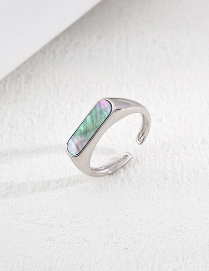 Nuvia Ring