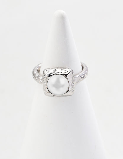 Perla Martellata Ring