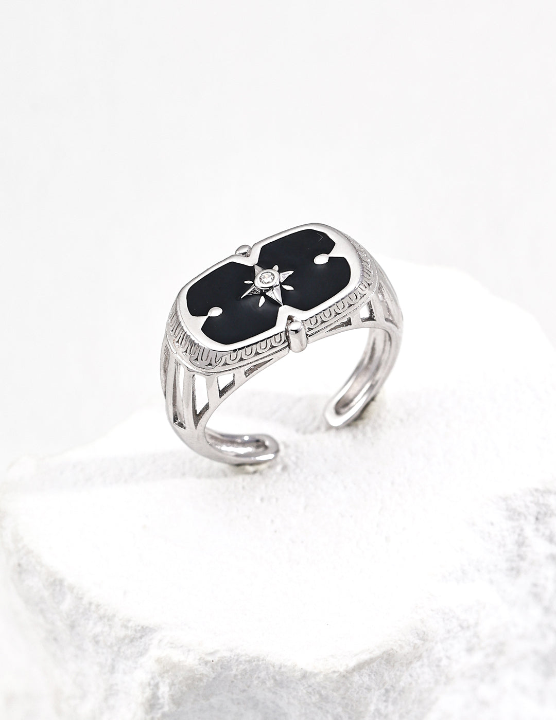 Stella Nera Ring