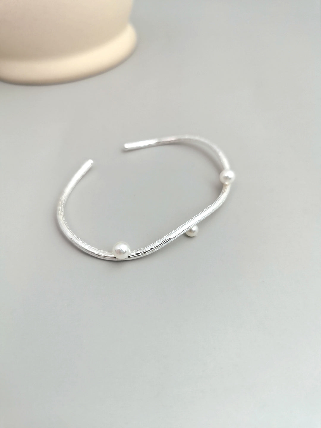 Luce Cuff