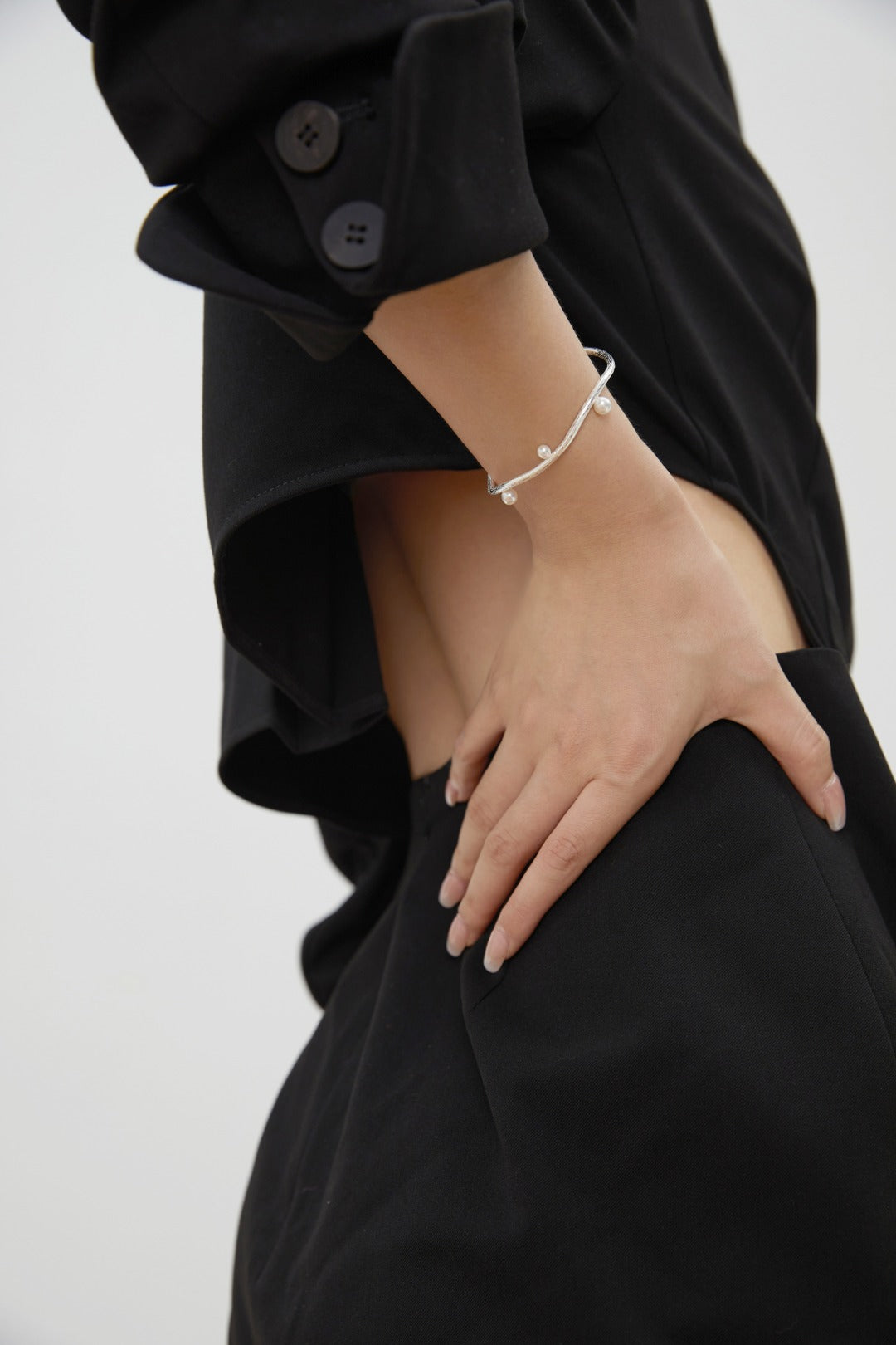 Luce Cuff