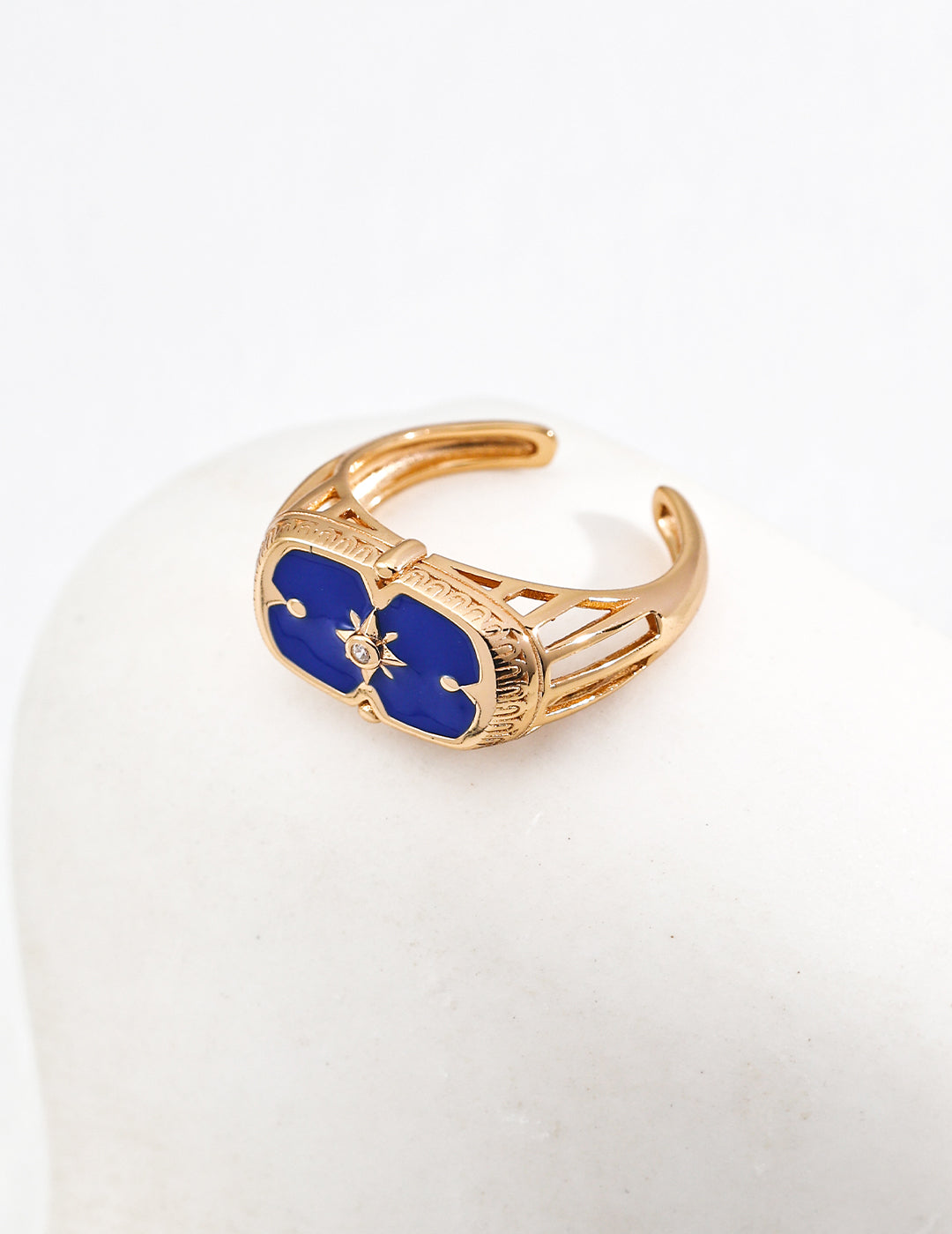 Stella Nera Ring